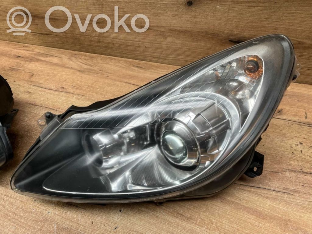 Opel Corsa D Scheinwerfer 