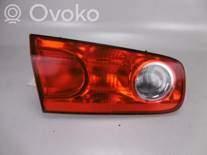 Renault Laguna II Galinis žibintas dangtyje 