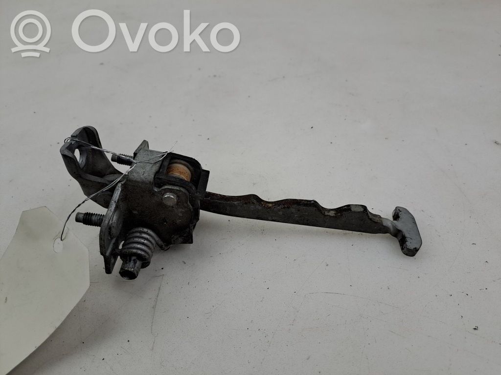 Opel Signum Etuoven pidätin 