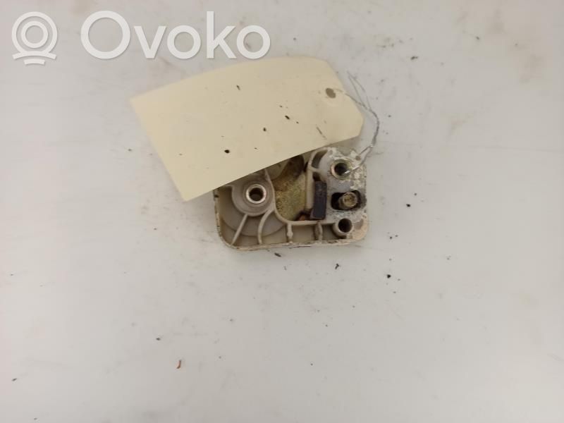 Citroen C15 Priekšpusē slēdzene 