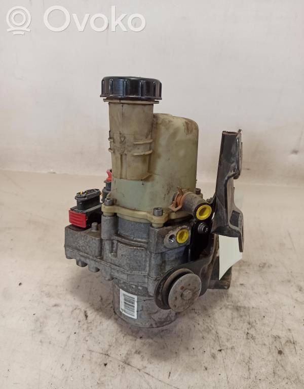 Dacia Sandero Power steering pump 