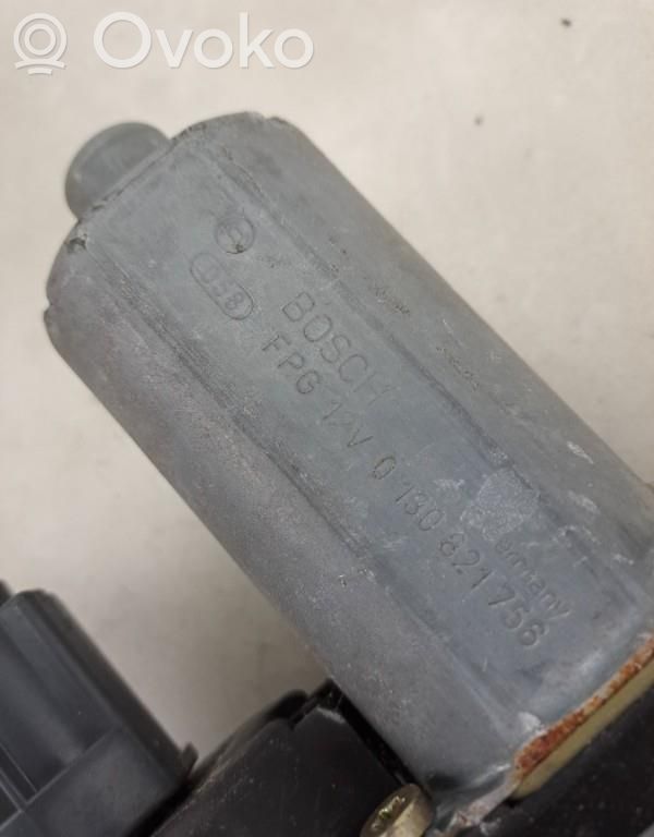 Ford Focus Elektryczny podnośnik szyby drzwi przednich 