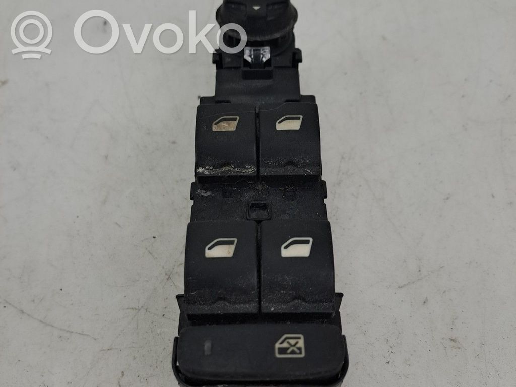 Citroen C4 II Electric window control switch 