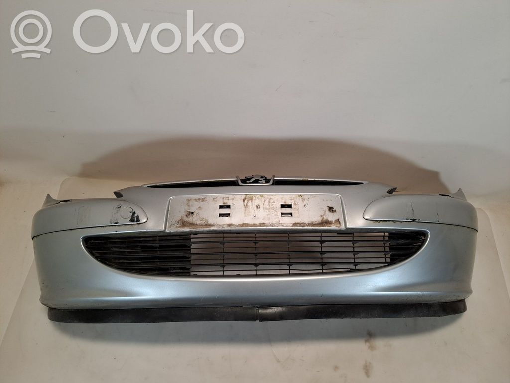 Peugeot 307 Parachoques delantero 