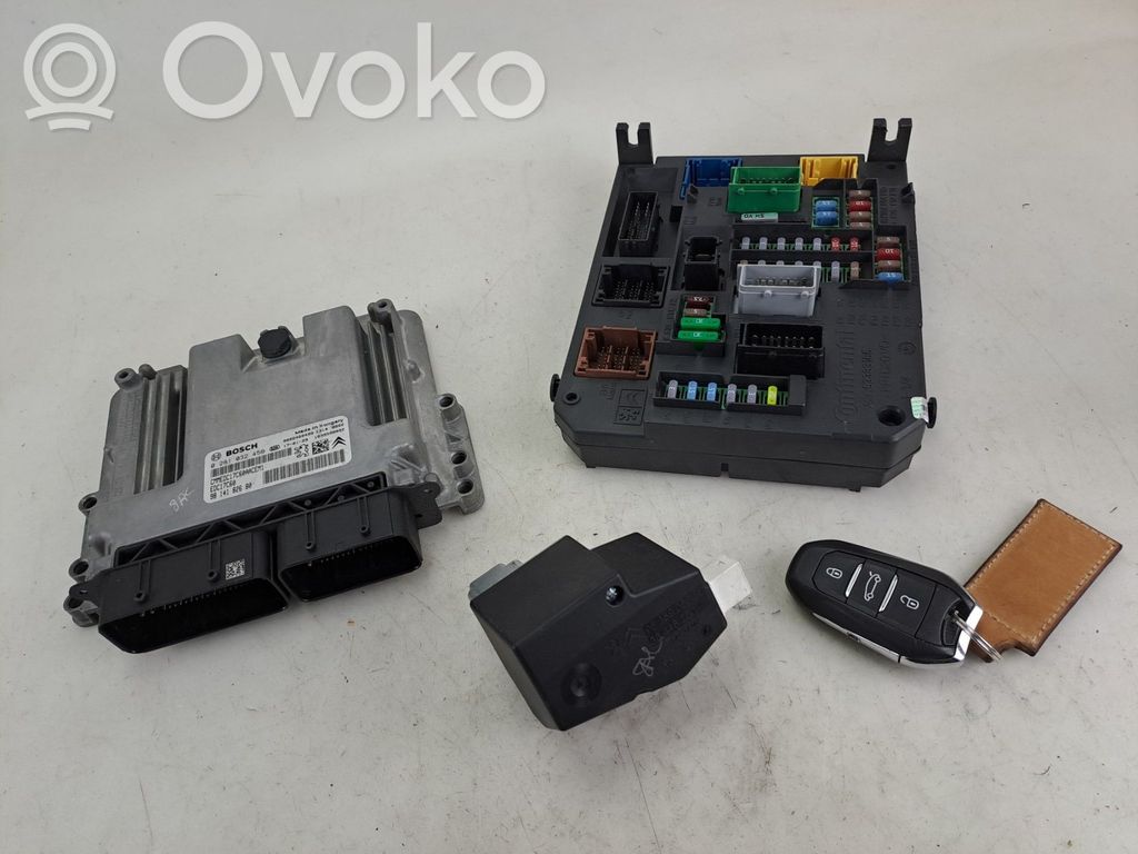 DS Automobiles 4 Engine ECU kit and lock set 