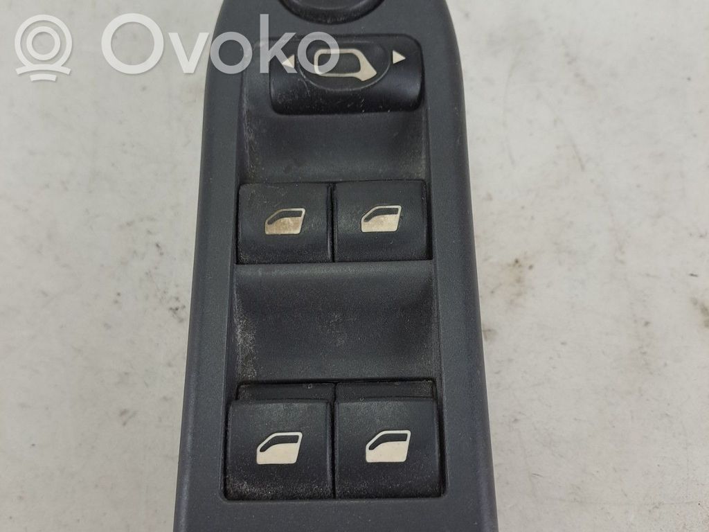 Citroen C5 Interruttore di controllo dell’alzacristalli elettrico 