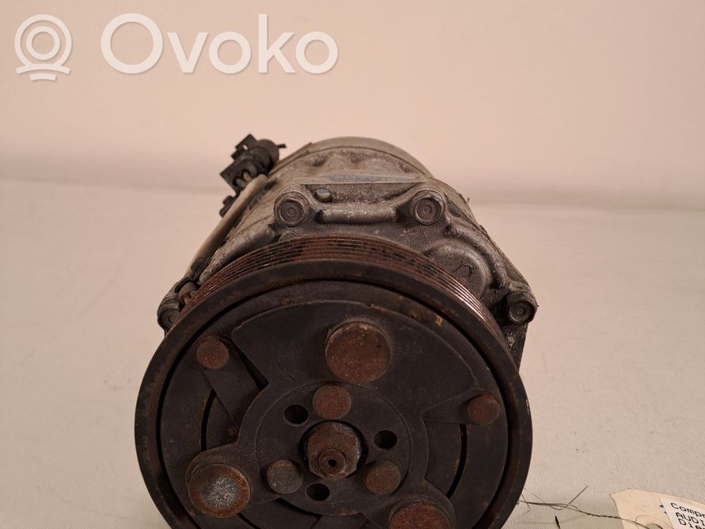 Audi A3 S3 8L Klimakompressor Pumpe 