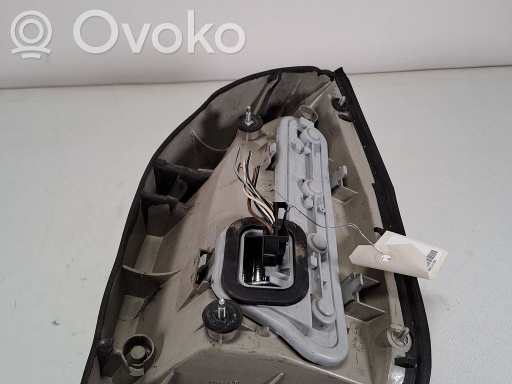Opel Zafira A Lampă spate în caroserie 