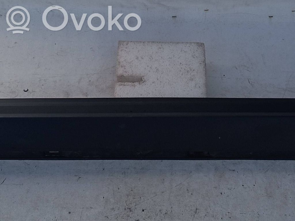 Ford Focus Sill/side skirt trim 