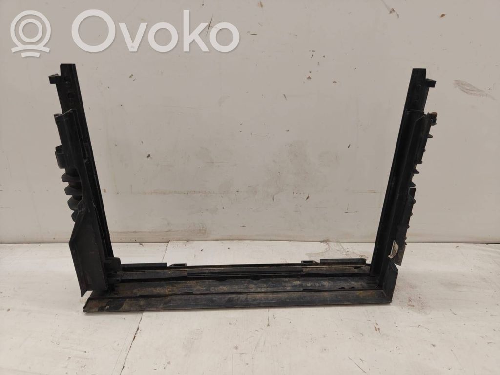 Radiator trim