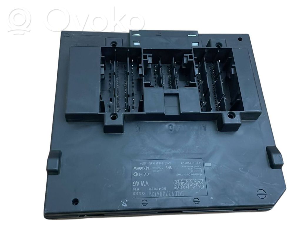 Autres unités de commande / modules   5Q0937084CD,A2C98111607,BCMPQ37H