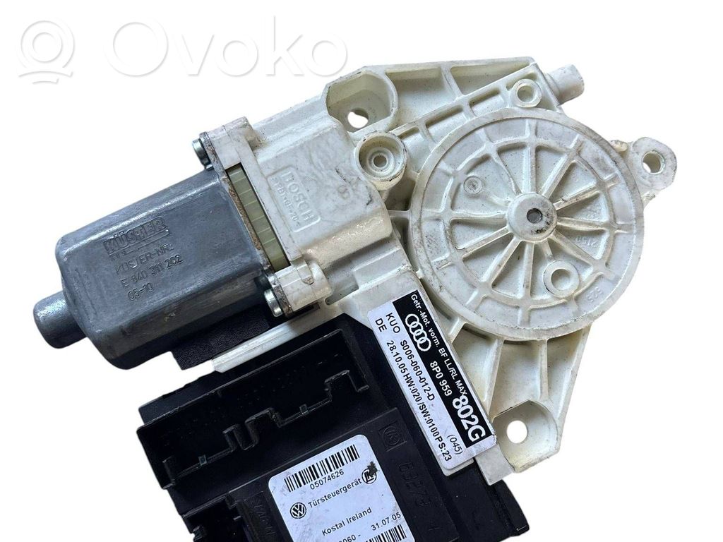 Silnik regulatora szyby drzwi przednich   8P0959802G,S006060012D