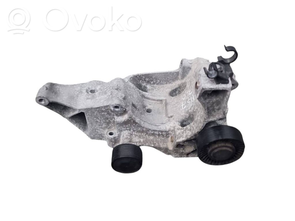 BMW 3 F30 F35 F31 Supporto del generatore/alternatore 