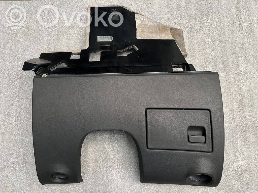 Dashboard lower bottom trim panel   4E1857005B