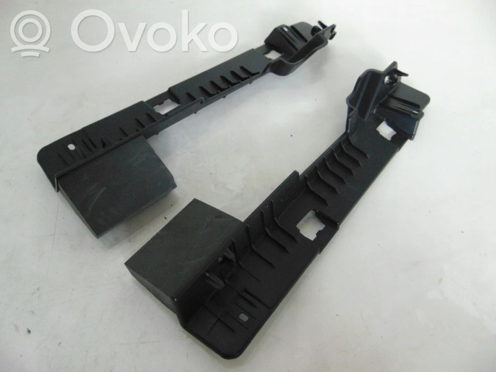 Peugeot Rifter Tie down hook / loop 