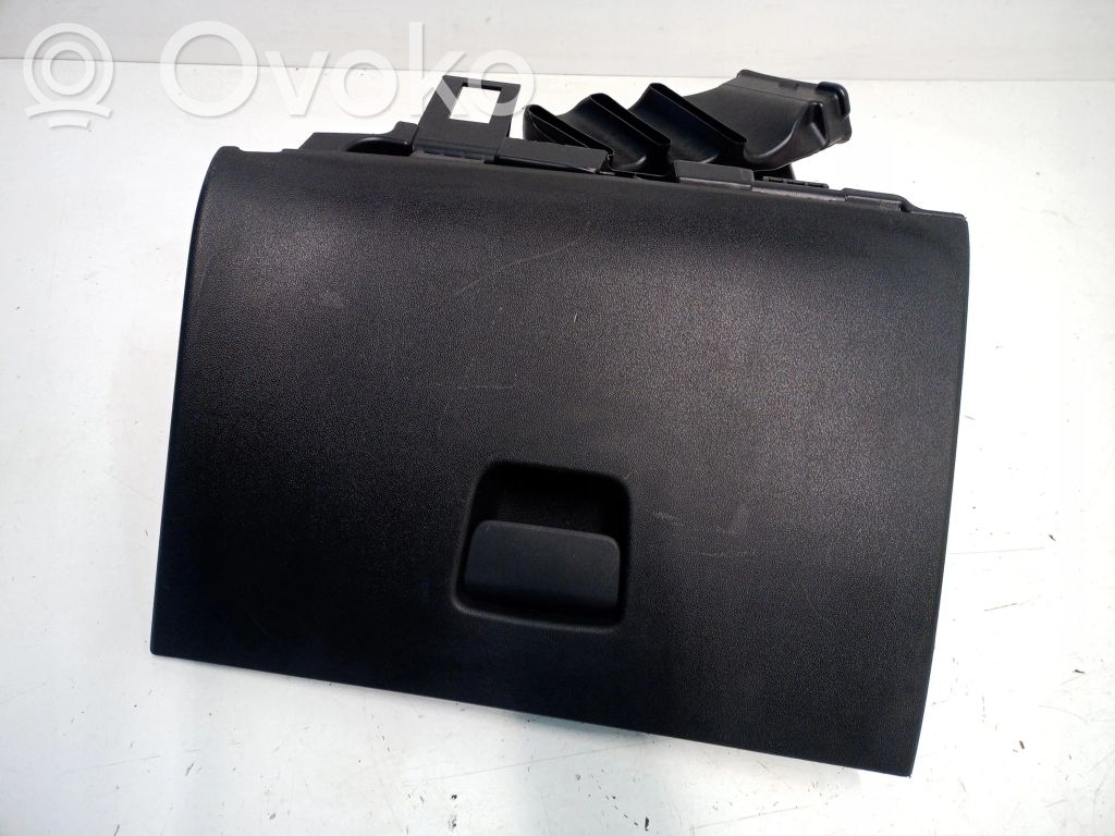 Citroen C3 Aircross Handschuhfach 