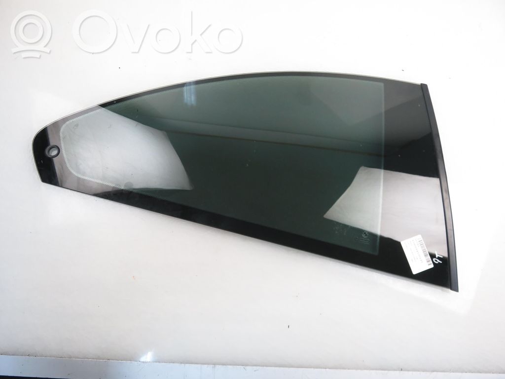 Rear side window
