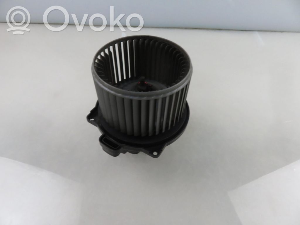 Suzuki Jimny Mazā radiatora ventilators 