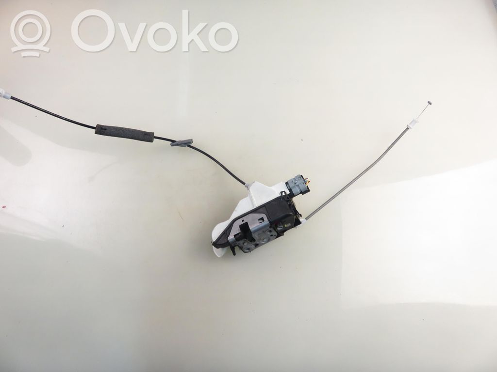 Peugeot 301 Priekinė durų spyna 