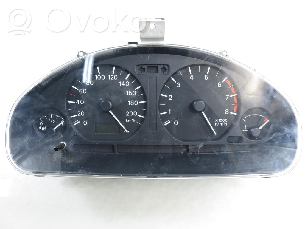 Mitsubishi Space Star Speedometer (instrument cluster) 