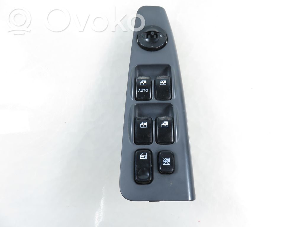 Electric window control switch   621W05560,621W05560