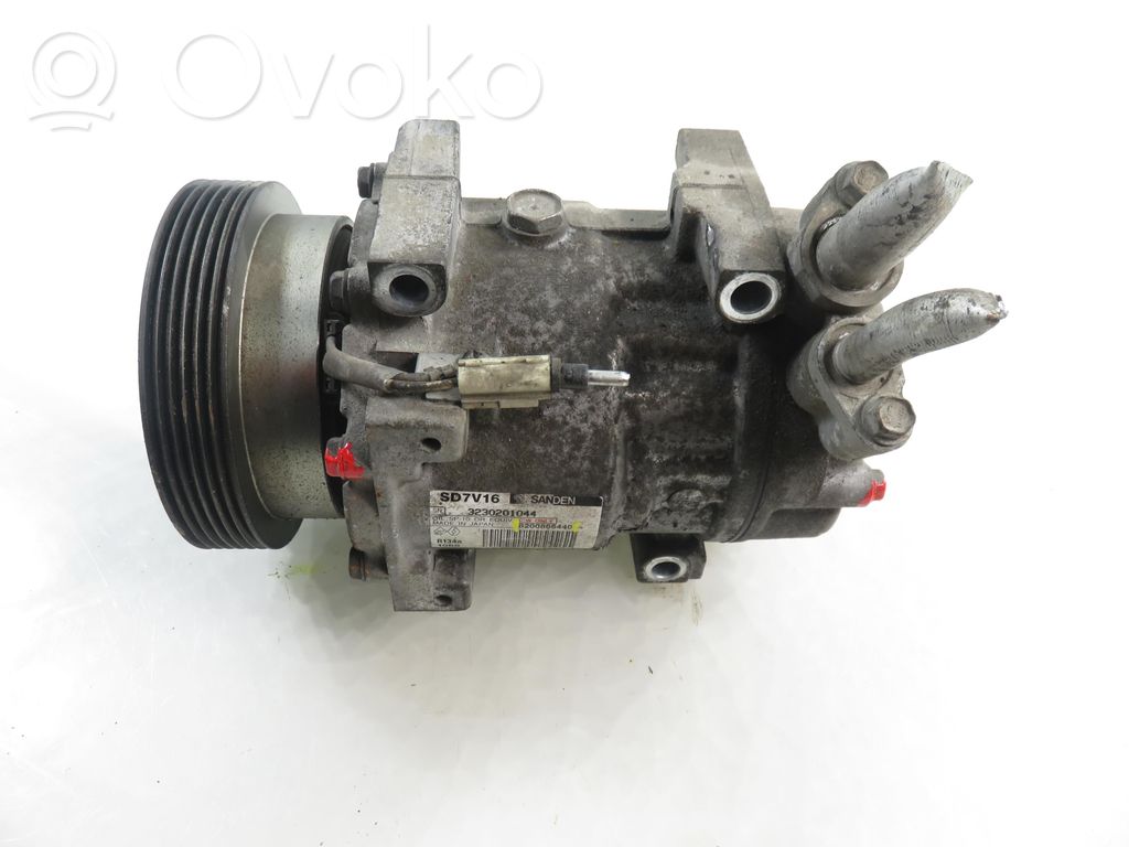 Dacia Sandero Klimakompressor Pumpe 