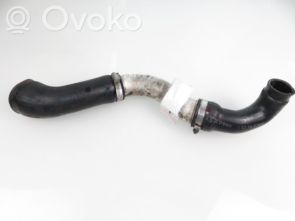 BMW 5 E39 Intercooler hose/pipe 