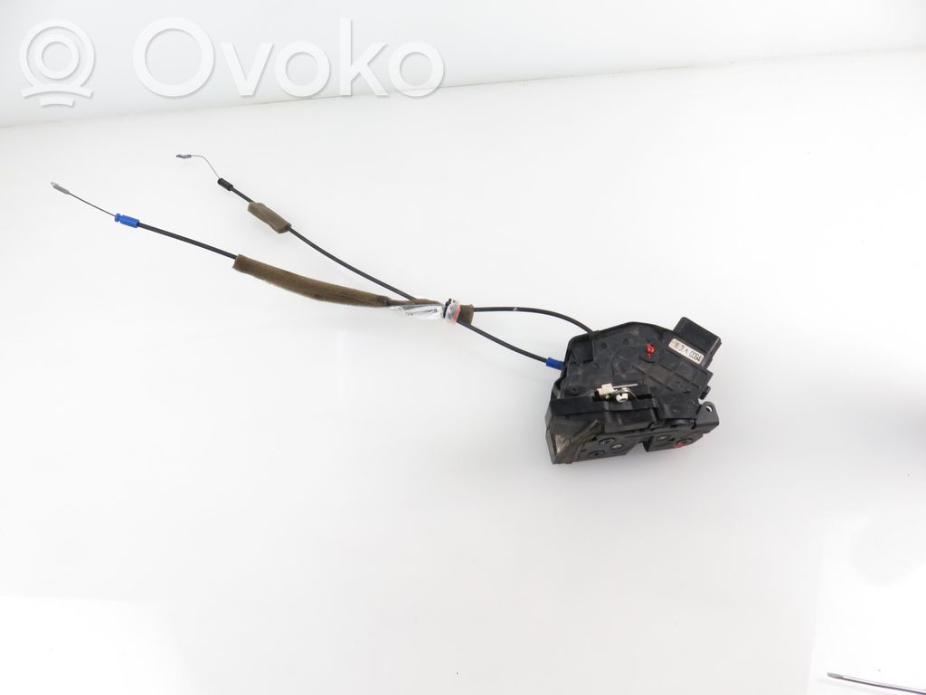 Mazda 5 Front door lock 