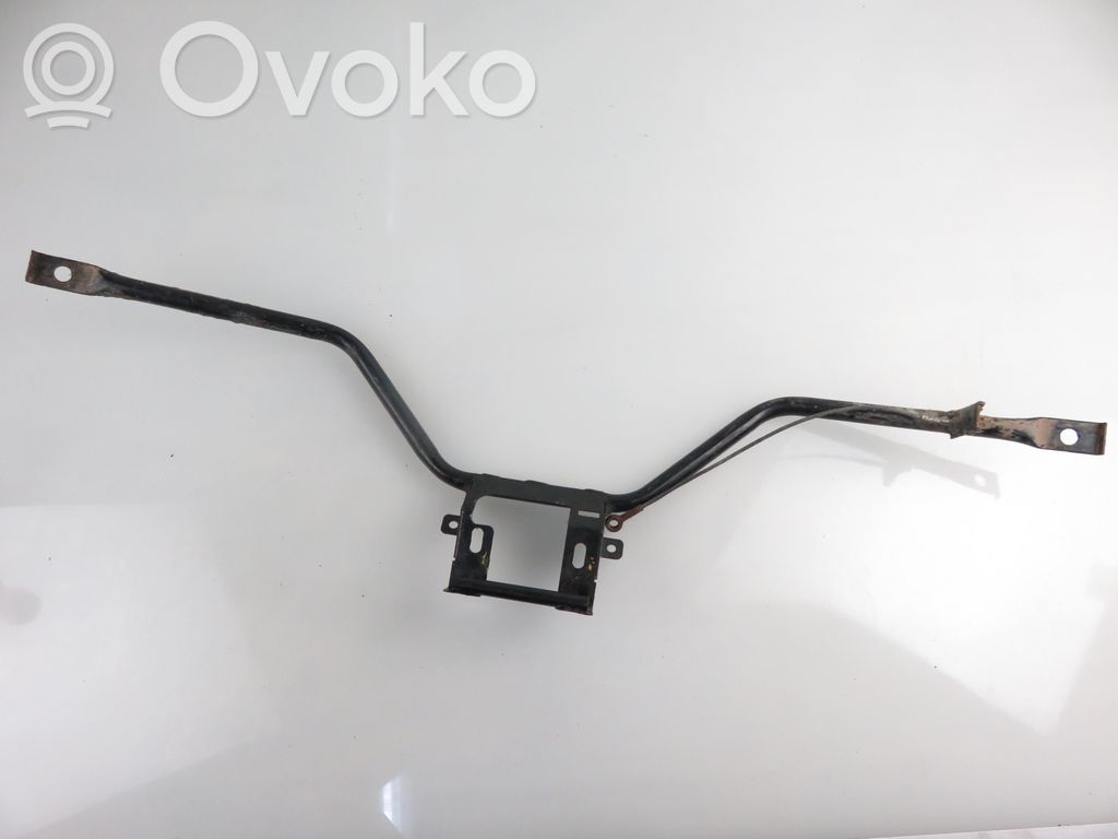 Top upper radiator support slam panel
