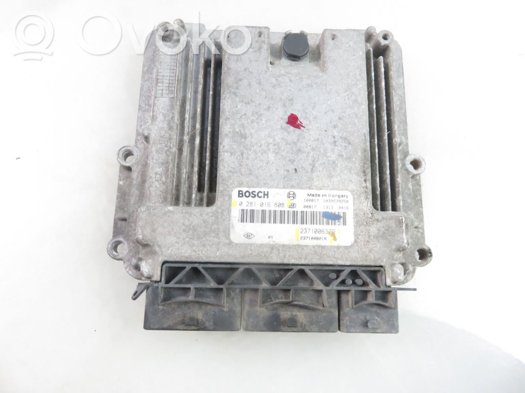 Renault Master III Engine control unit/module 