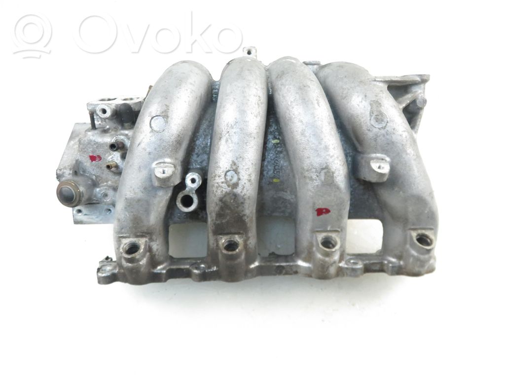 Volvo S40, V40 Colector de admisión 