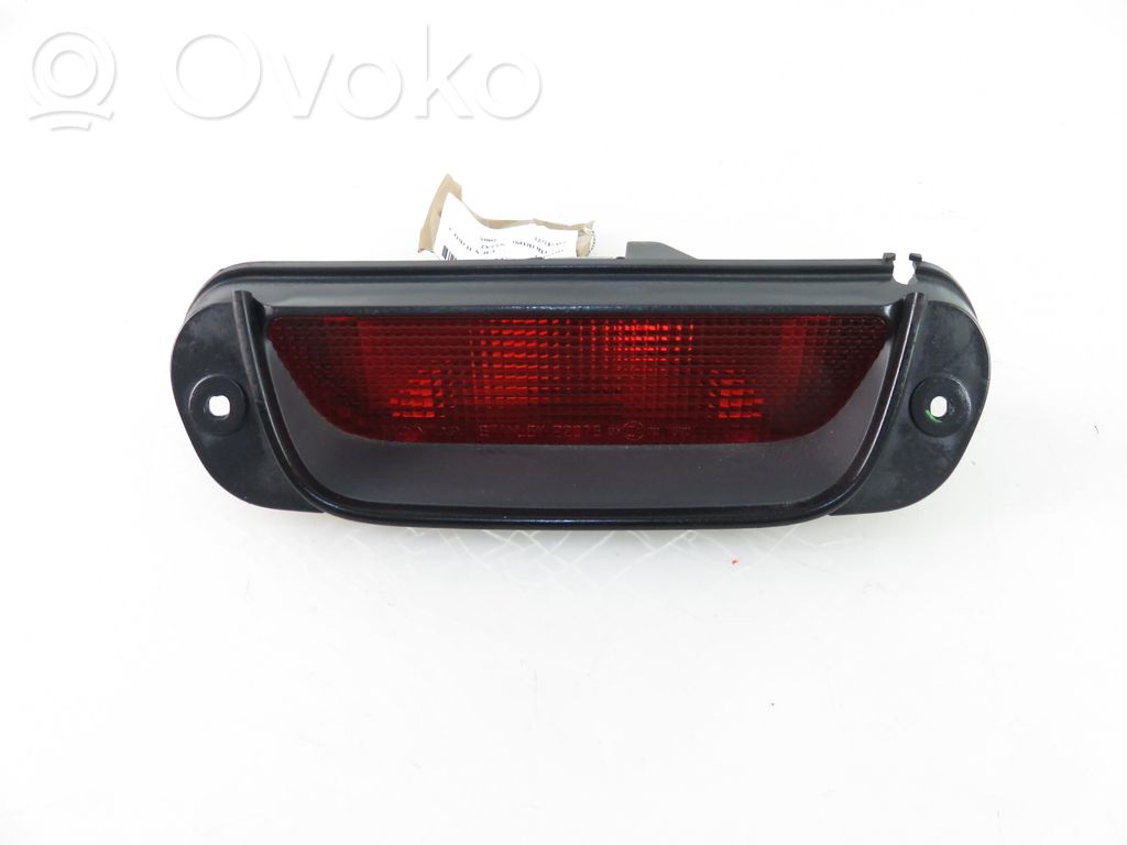 Honda CR-V Third/center stoplight 