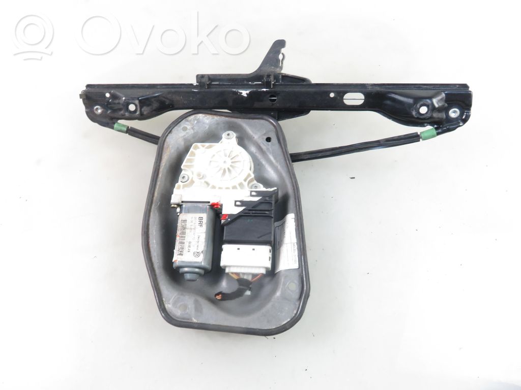 Elektryczny podnośnik szyby drzwi tylnych   1K4839104A,1K0959703C,1K0959703C,1K4839104A