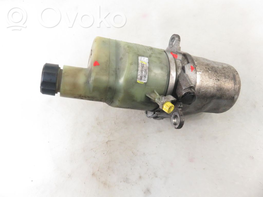 Ohjaustehostimen pumppu   5N513K514CC,5N513K514CC