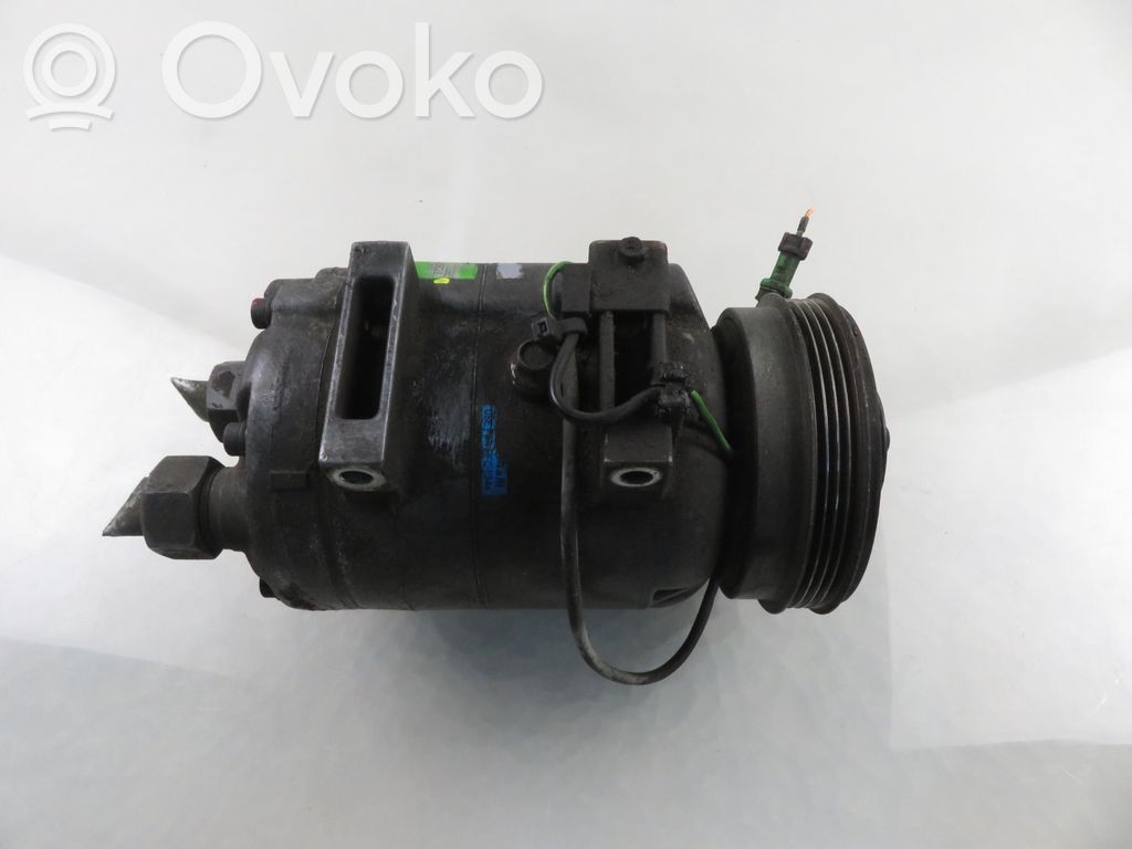 Audi A4 S4 B5 8D Kompresor / Sprężarka klimatyzacji A/C 