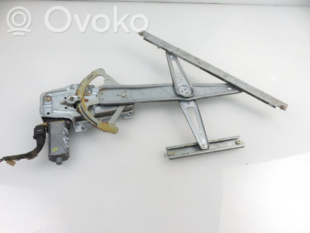 Toyota Yaris Macara ușă față cu motor 