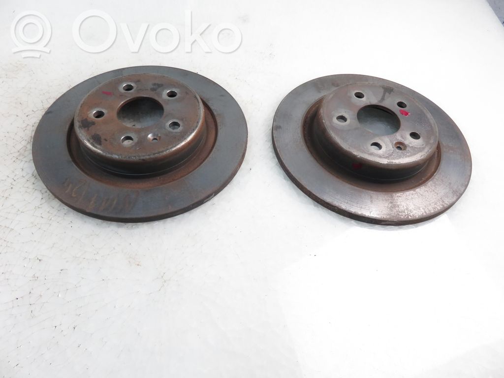 Opel Astra K Tarcza hamulca tylnego 