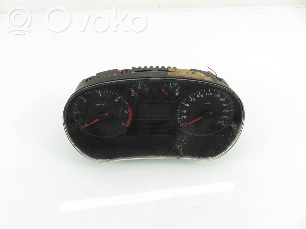 Seat Leon (1M) Geschwindigkeitsmesser Cockpit 