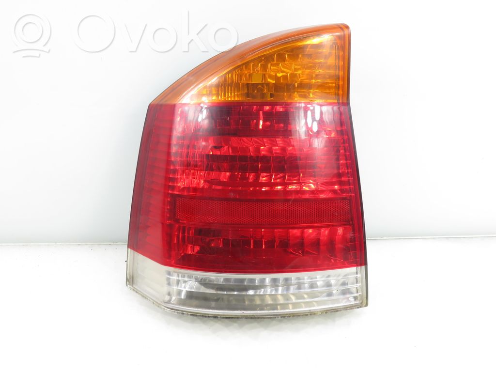 Opel Vectra C Lampă spate în caroserie 