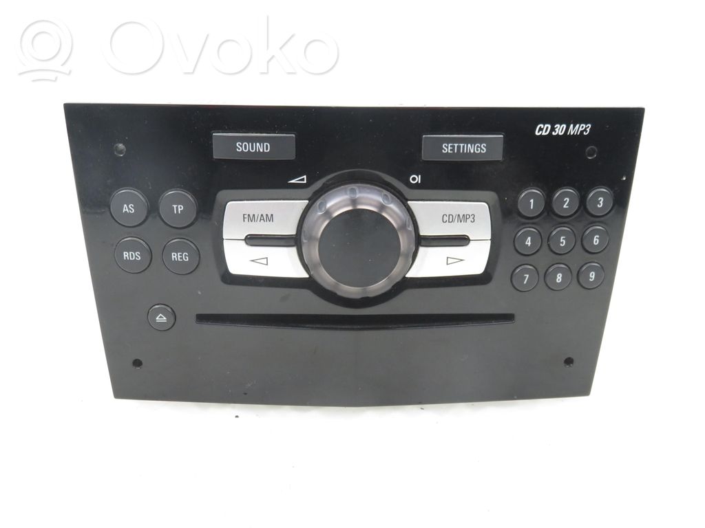 Opel Corsa D Panel / Radioodtwarzacz CD/DVD/GPS 