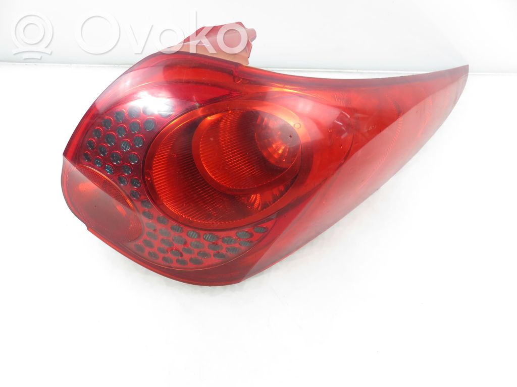 Peugeot 207 Lampa tylna 