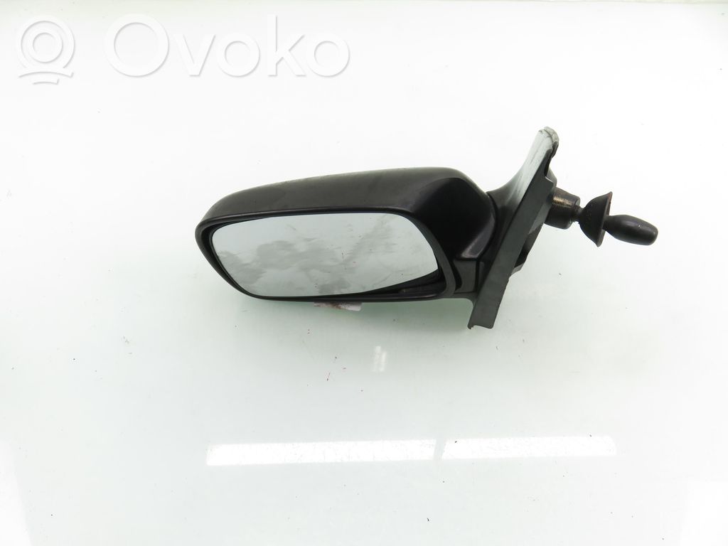 Toyota Yaris Manualne lusterko boczne drzwi przednich 