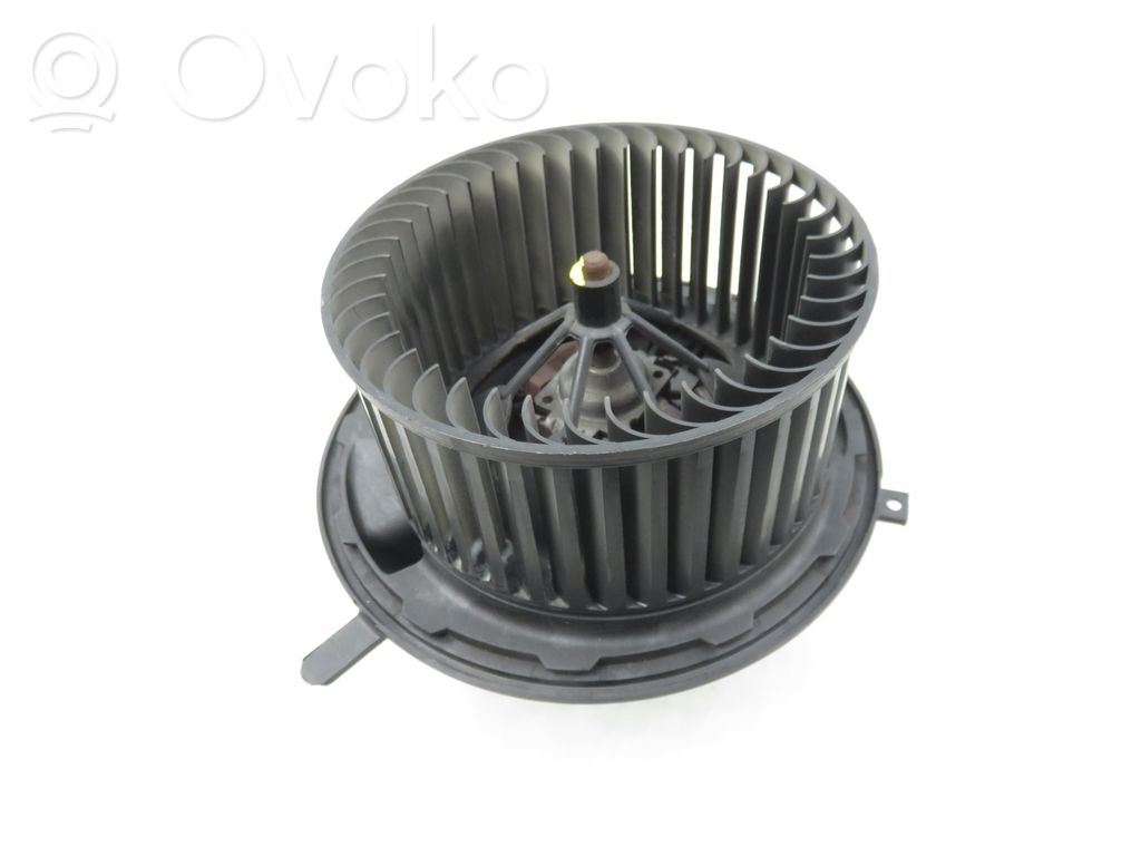 BMW 1 E81 E87 Mazā radiatora ventilators 