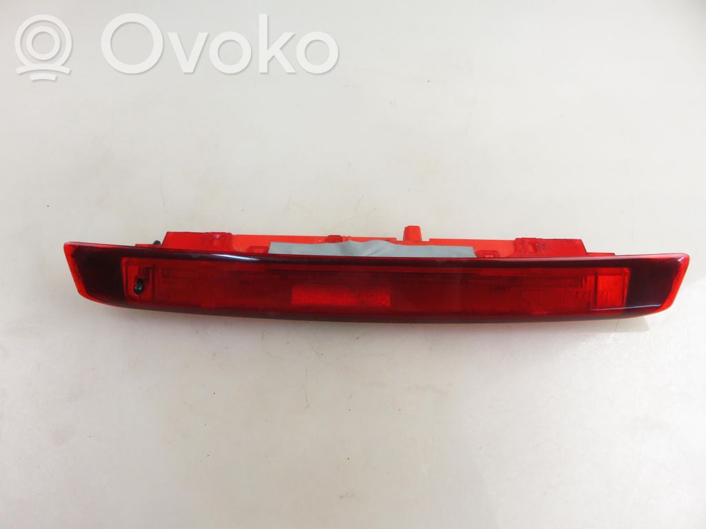 Kolmas/lisäjarruvalo   BS7113A601BF,BS7113A601BF