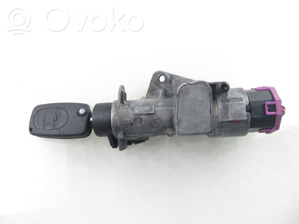 Užvedimo spynelė   4B0905851C,4B0905851C