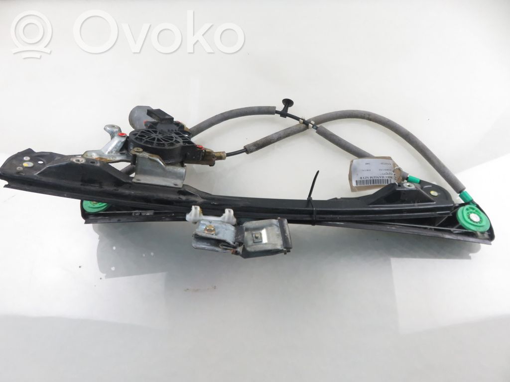 Ford Focus Front door window regulator with motor 