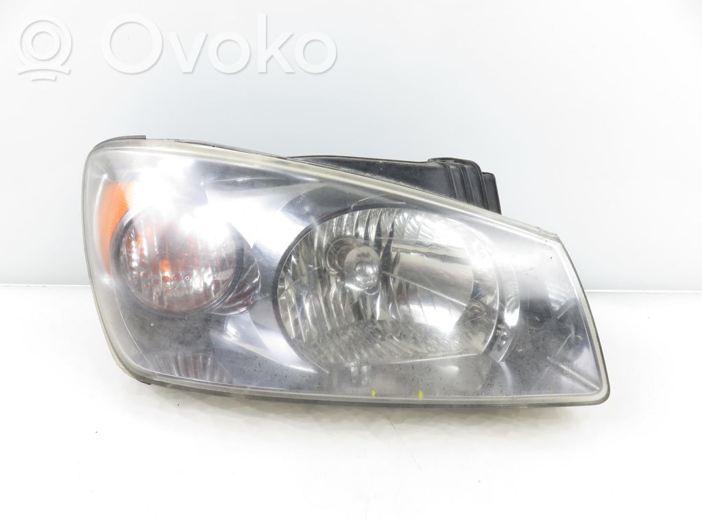 KIA Cerato Phare frontale 