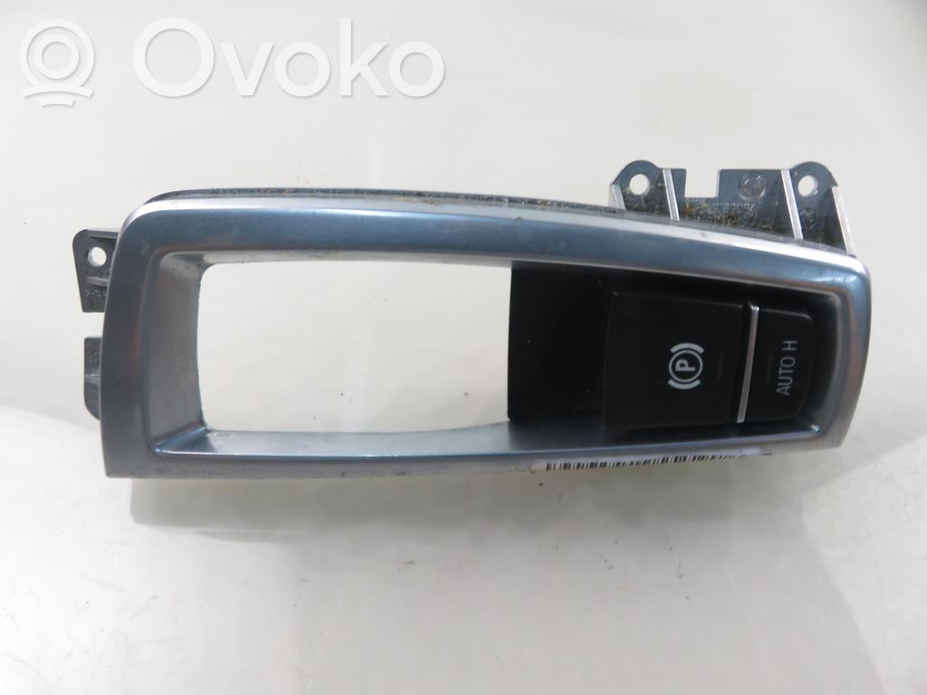 BMW 5 F10 F11 Interruttore di freno a mano/freno di stazionamento 