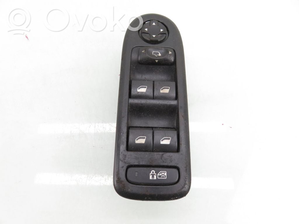 Electric window control switch   96644917XT,96644917XT