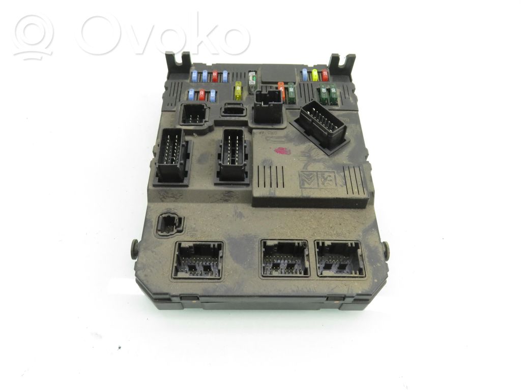 Citroen Berlingo Unidad de control/módulo de carrocería central 